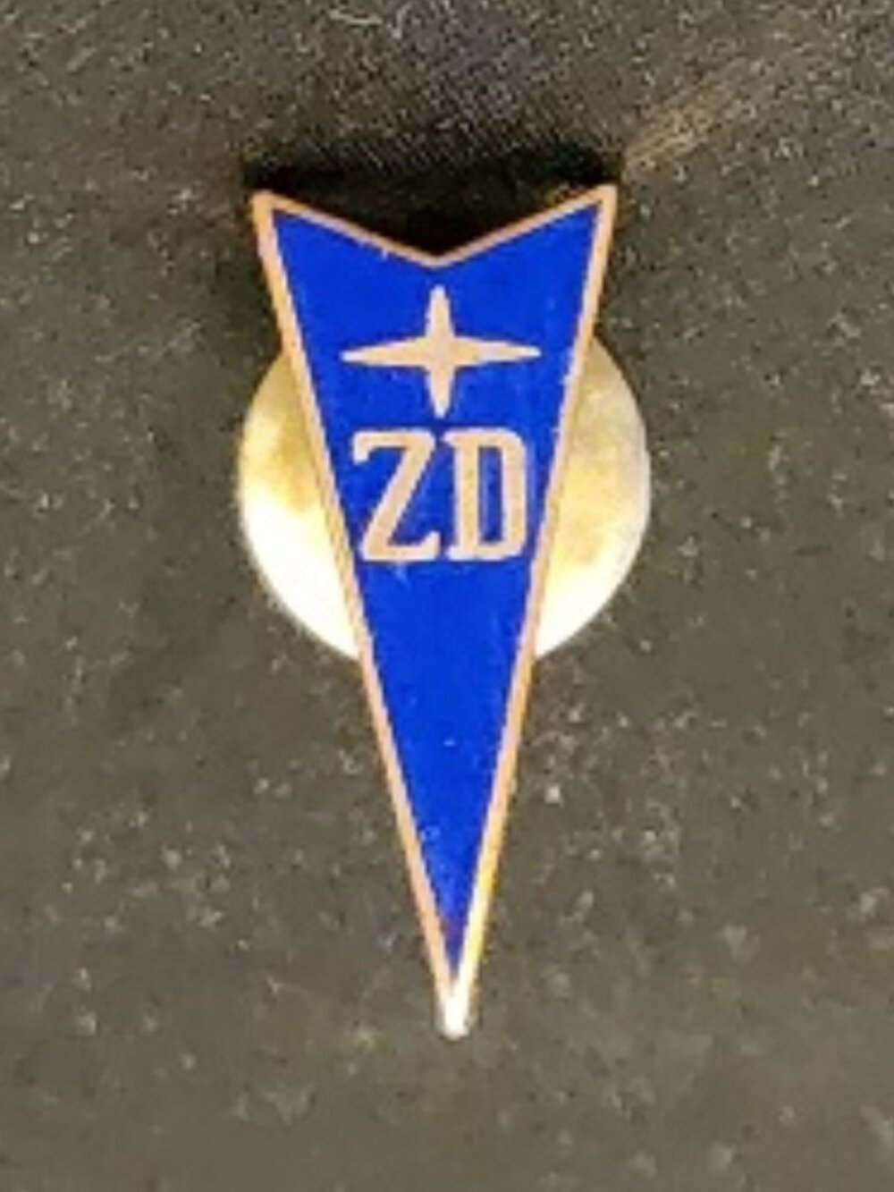 Vintage Pontiac "Zero Defects" Enamel Lapel Pin